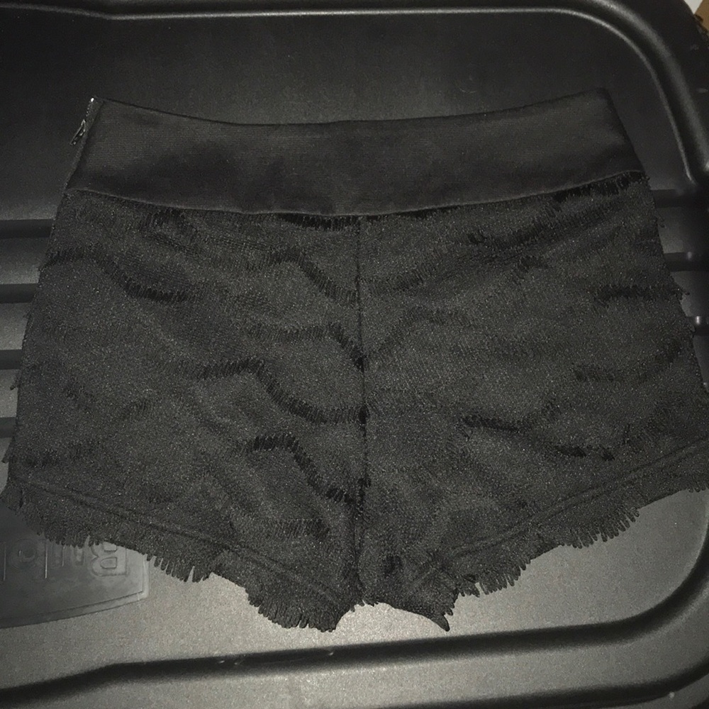 SHORTS - Picture 2 of 2